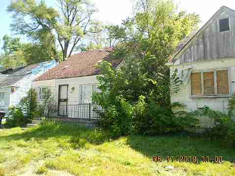 18042 Russell (3)_m.jpg